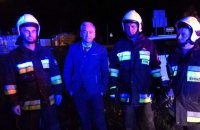 Польский политик спас двухлетнего ребенка из горящей машины