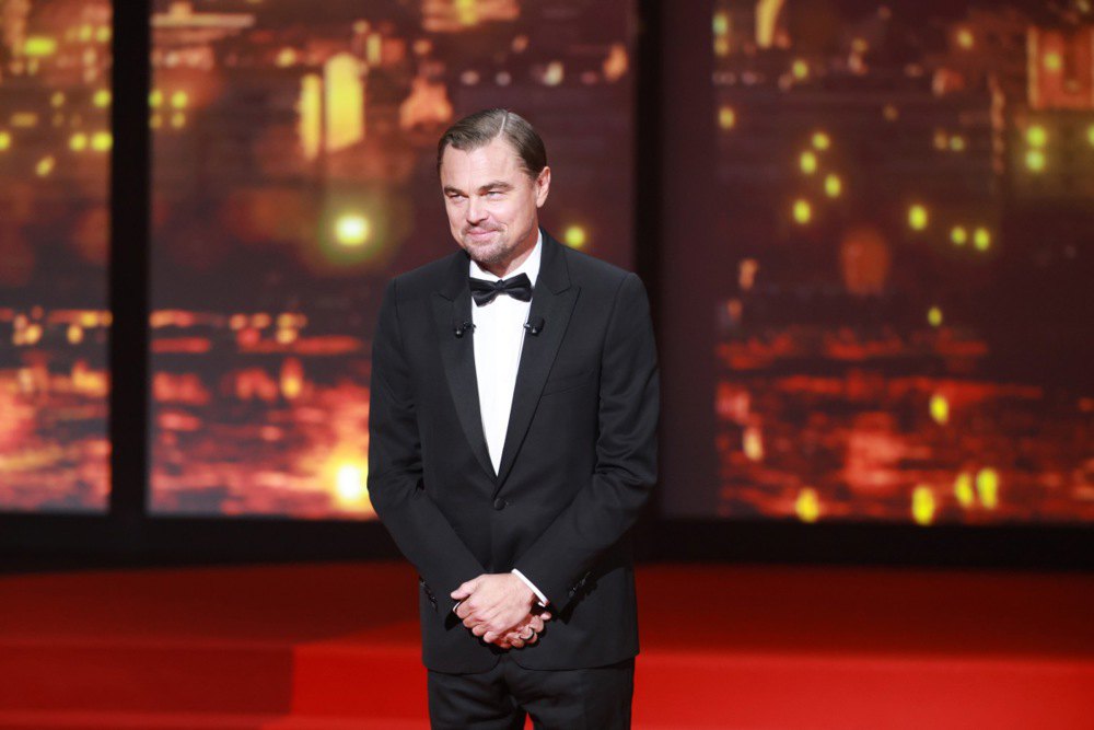 Леонардо Ді Капріо виголошує промову під час відкриття 78-го Каннського кінофестивалю.