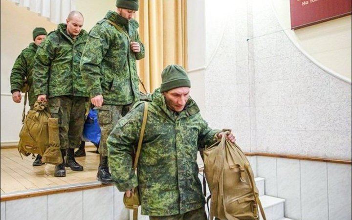 «Хижі жінки». Трохи про мораль і звичаї росіян 