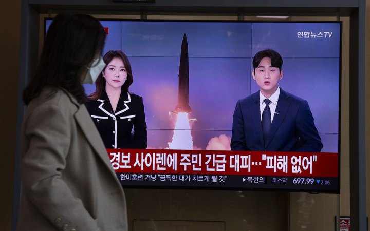 Північна Корея випробувала балістичні ракети у напрямку Японського моря