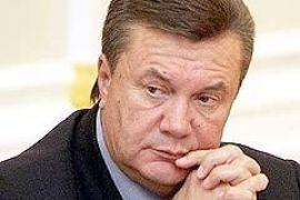 Янукович подключил к защите «Межигорья» неизвестную фирму
