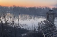 Чернигов: российские войска разбомбили автомобильный мост через Десну (обновлено)