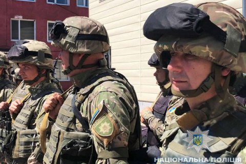 Бойцы спецназа полиции "Шторм" отправились в Мариуполь