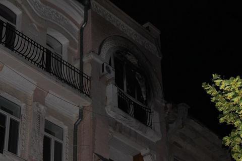 Під час пожежі в квартирі в центрі Києва загинув чоловік