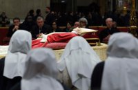 Папу-емерита Бенедикта XVI поховають 5 січня