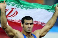"Золотий" іранський борець покінчив життя самогубством у в'язниці