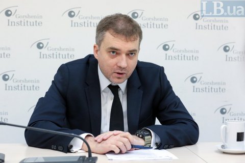 "Если бы меня не уволили, моя отставка была бы сегодня", - экс-министр обороны о переговорах в Минске