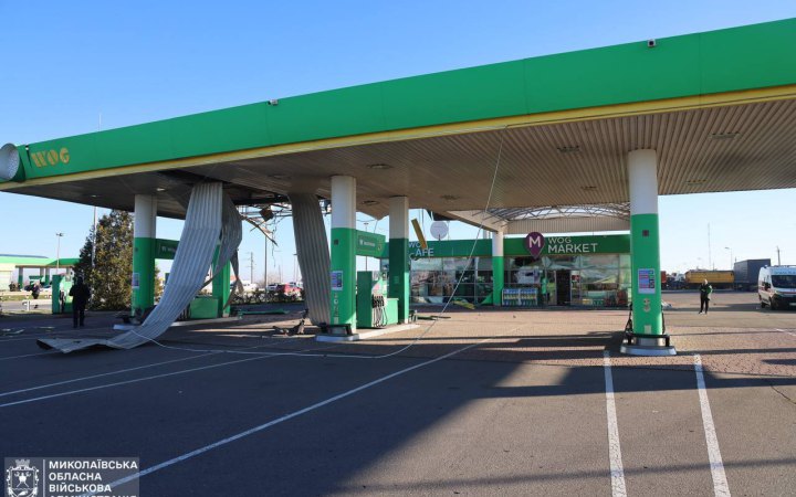 Росіяни вдарили по Миколаєву балістичною ракетою: є загиблий і поранені (оновлено)