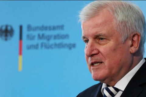 Глава МВД Германии обвинил Россию в созданном режимом Лукашенко мигрантском кризисе 