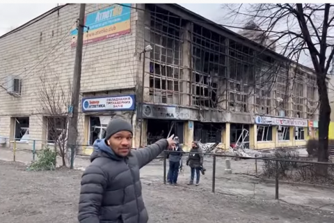 Беленюк показав розбомблений РФ спорткомплекс у Києві, де займався у дитинстві