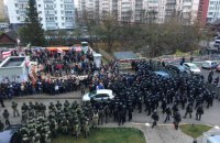 У Білорусі вже затримано понад 550 осіб, “лукашисти” знищують меморіал пам'яті Бондаренка (оновлення)