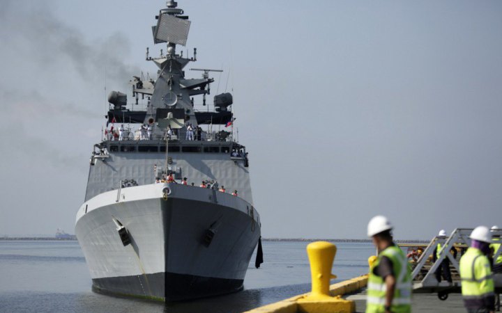 Індія надішле військові кораблі до Оманської затоки для супроводу своїх танкерів