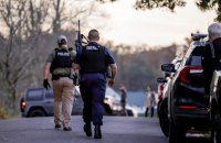 У США чоловік скоїв стрілянину у церкві, а потім її підпалив. Є жертви