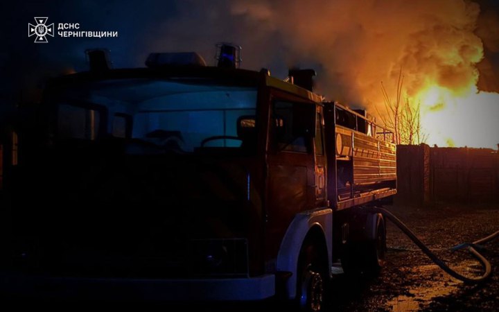 Російські дрони атакували енергообʼєкт у Чернігівському районі