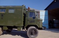 "Тачка на ТРОкачку": українців закликають долучитись до ремонту вантажівок для фронту