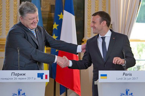 Макрон: Анна Ярославна - пример давних отношений Франции с Киевом
