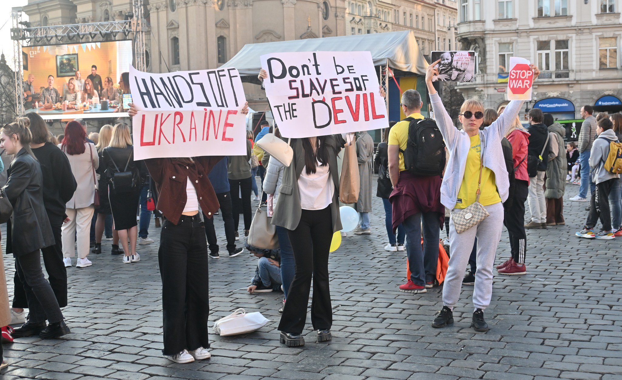 Прага. Концерт Let's Save Ukraine