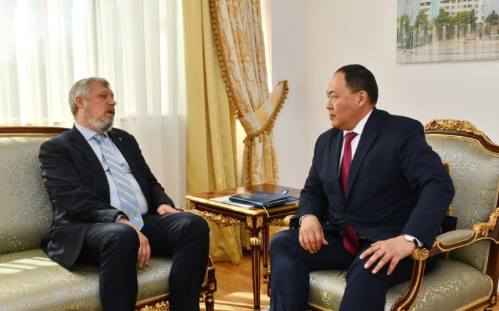 Росія оголосила в "міжнародний розшук" експосла України в Казахстані