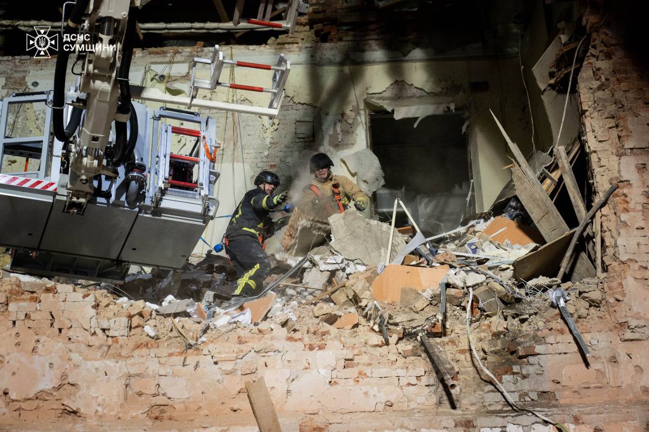 Ліквідація наслідків атаки у Сумах