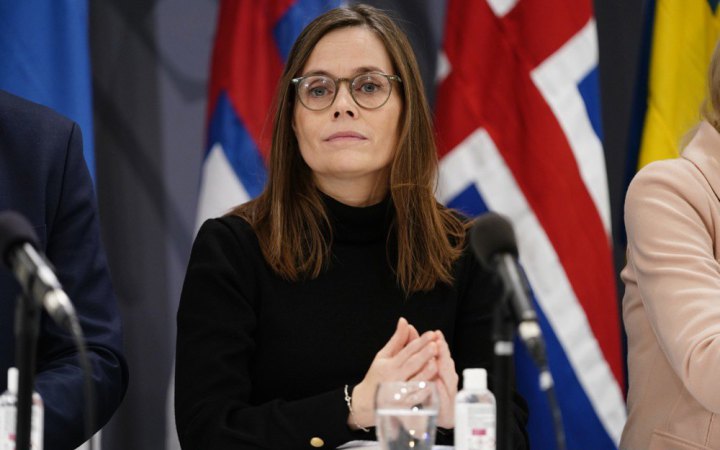 Ісландія обирає президента, у фаворитах є три кандидатки