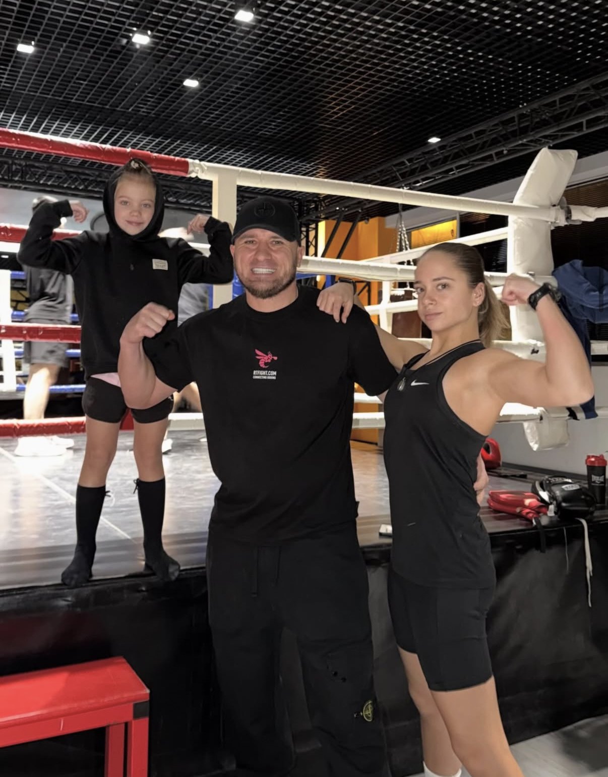 Родина Макогоненків