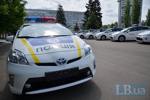 Грабители на Volkswagen Golf, отстреливаясь, сбежали от полиции в Киеве