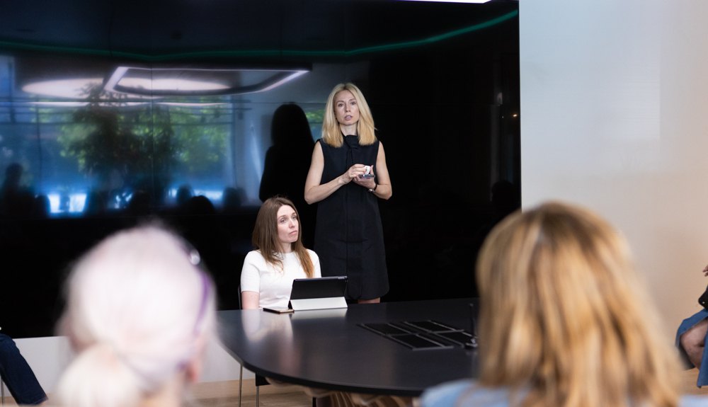 Заняття з фінансової грамотності для людей старшого віку, Університет ІІІ віку «Протон», Київ.