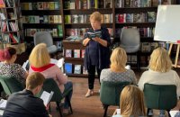 У книгарні “Сяйво книги” відбувся розмовний клуб для бажаючих розмовляти українською