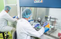 Украинская компания "Биокор Текнолоджи" показала, как производят ПЦР-тесты для диагностики COVID-19