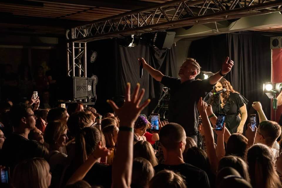 Сергій Жадан під час Літературного ярмарку в Харкові, 2 вересня 2025 року.