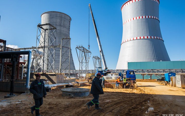 Литва вимагає від Білорусі зупинити роботу двох енергоблоків БелАЕС через проблеми з безпекою