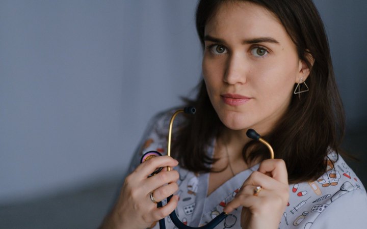 Коксакі: чи треба боятися хвороби через її спалах у Київській області? Пояснює педіатриня Анастасія Шелевицька 