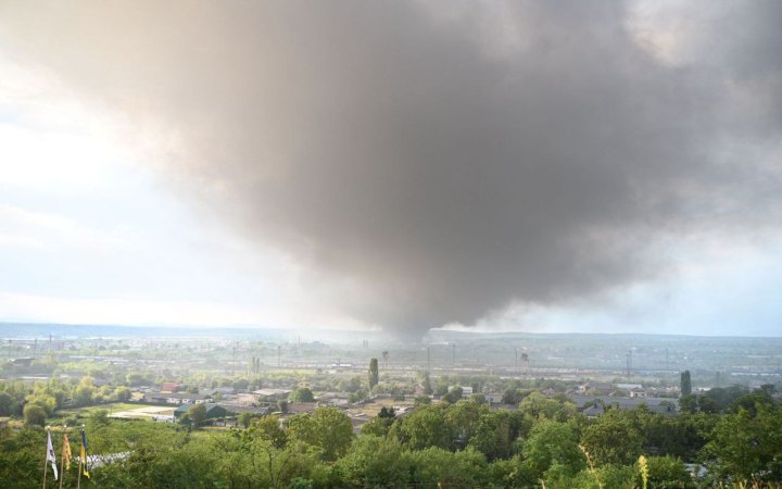 Місцева влада виділить гроші на відновлення атакованого росіянами американського підприємства у Мукачеві 