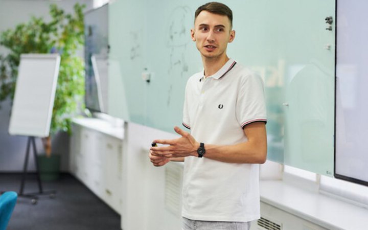 Україна переходить на «швидку» модель зберігання ліків: чому великі запаси стали небезпечними