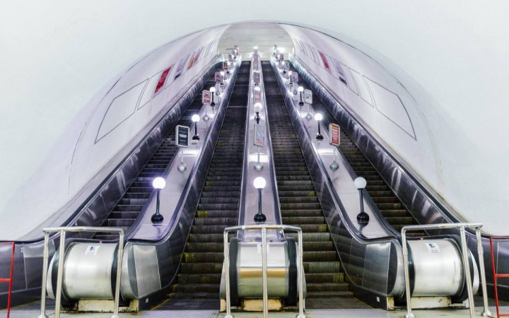 Ескалатори на всіх станціях харківського метро повертаються до звичайного режиму роботи