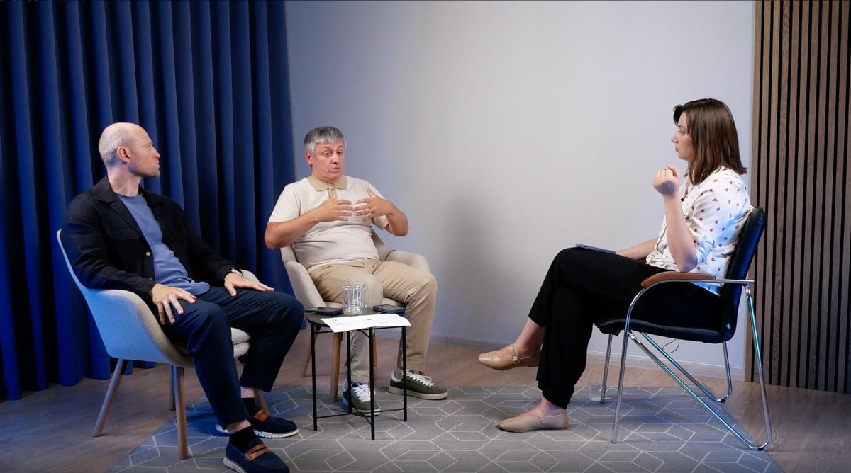 співвласник <i>CSD Lab</i> Олександр Дудін, заступник гендиректора <i>Synevo</i> Микола Скавронський і редакторка відділу
«Здоровʼя» <i>LB.ua</i> Ірина Андрейців 