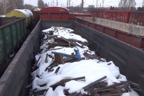 СБУ затримала 19 вагонів з металобрухтом з "ДНР"