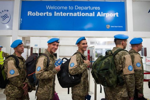 80 украинских миротворцев возвращаются с 14-летней миссии в Либерии