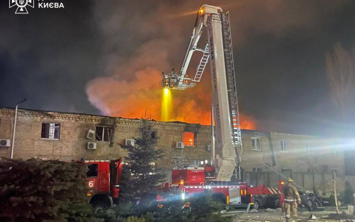 Троє з чотирьох поранених у Києві медиків – в стані середньої важкості