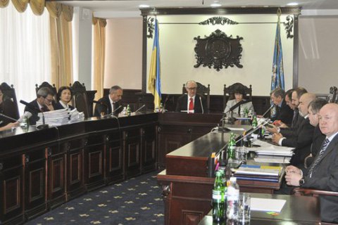 ВККС проводит заседание при участии члена комиссии, которого уволил съезд адвокатов (обновлено)