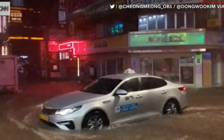 Надзвичайна злива стала причиною загибелі вже 13 мешканців Сеула