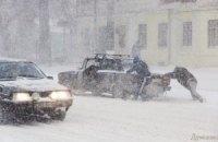 Сильний снігопад накрив південь України