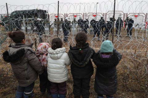 Польша отвергла предложение Еврокомиссии по решению проблемы с мигрантами на границе с Беларусью