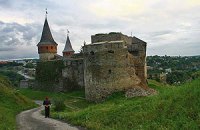 Азаров приказал отремонтировать Каменец-Подольскую крепость