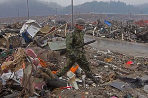На побережье пострадавших от цунами районов Японии найдено свыше 12 млн долларов