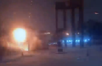 Росія атакувала дроном центр Львова: він упав біля пам'ятника Бандері 