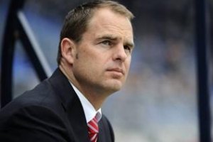 Матч между "Динамо" и "Лионом" должен расследовать УЕФА, - тренер голландцев 