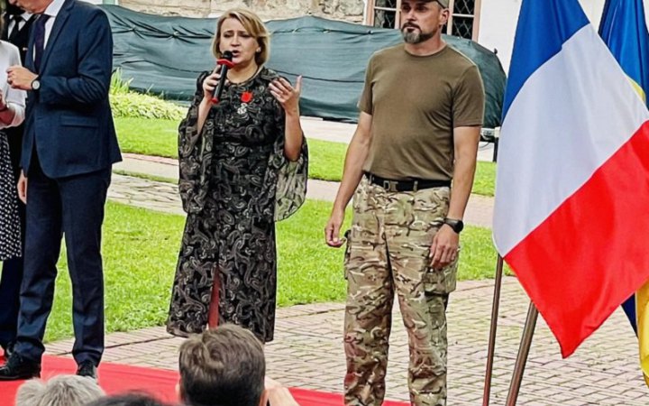 Забужко і Сенцова нагородили французьким Орденом Почесного легіону