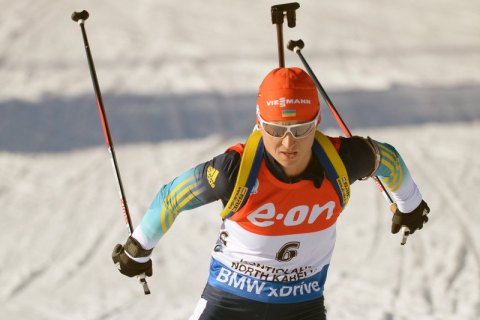 Валя Семеренко вошла в топ-15 последнего спринта сезона Кубка мира по биатлону