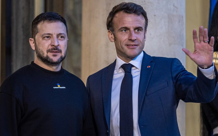 Макрон хоче, щоб Зеленський і Путін зустрілися в “нейтральній країні”, як от Швейцарія